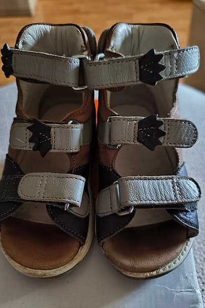 Memo orthopaedic children sandals by Memo — pre-loved on Thrifted.mt