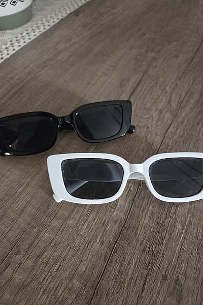 Retro Rectangular Sunglasses Twin Pack — pre-loved on Thrifted.mt
