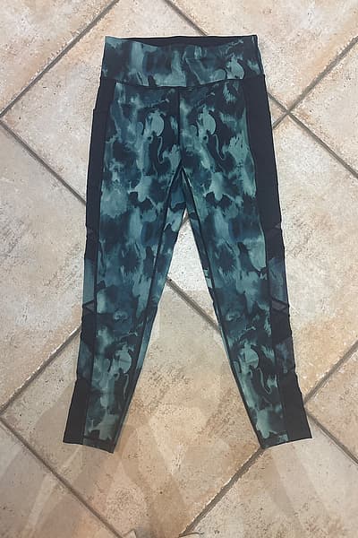 Ideology Patterned Mesh Leggings by Ideology — pre-loved on Thrifted.mt