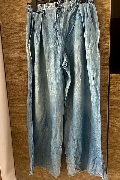 Lightwash Drawstring Wide Leg Trousers — pre-loved on Thrifted.mt