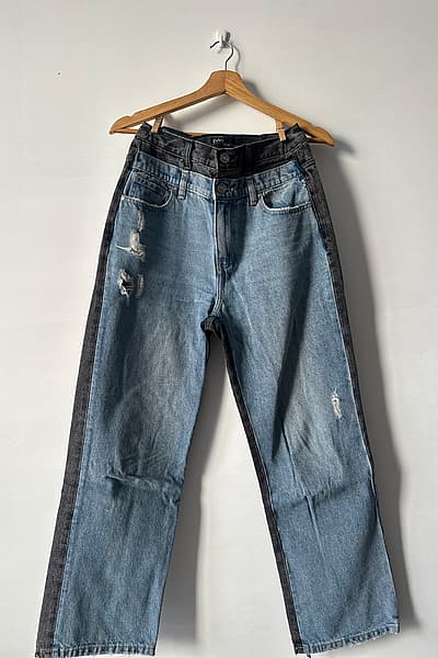 Dual-tone denim jeans by Zuiki — pre-loved on Thrifted.mt