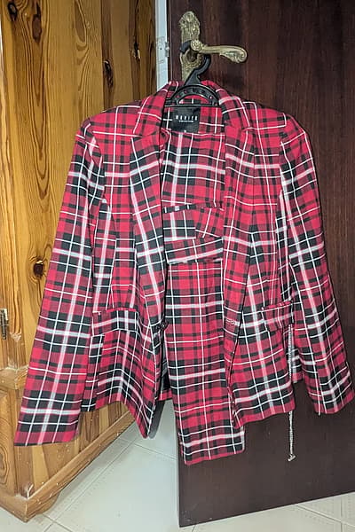 Mohito Red Tartan Blazer by Mohito — pre-loved on Thrifted.mt