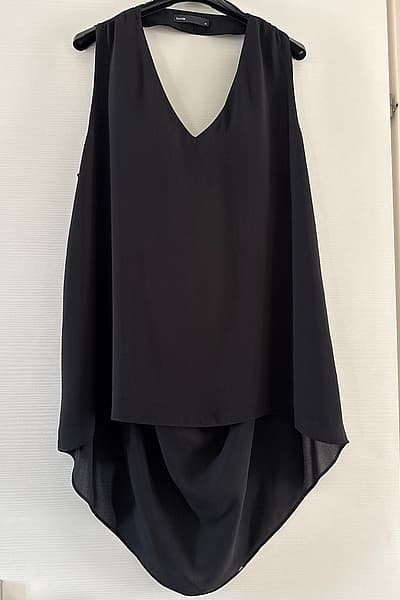 Batik black draped cowl top by batik — pre-loved on Thrifted.mt