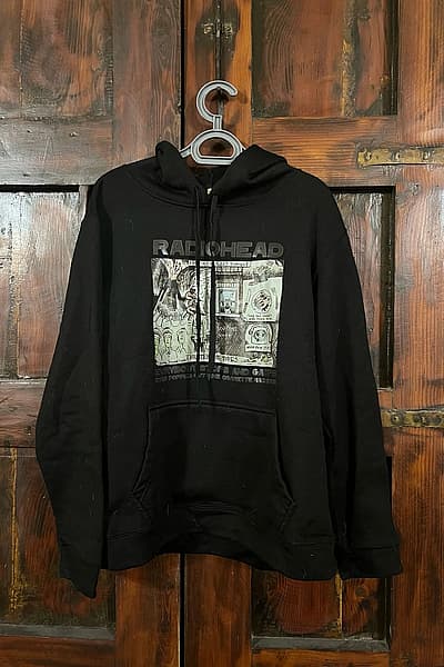 Radiohead hoddie by Shein — pre-loved on Thrifted.mt