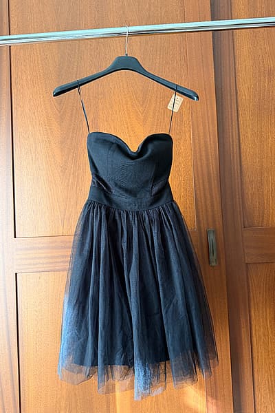 Jennyfer Black Evening Dress — pre-loved on Thrifted.mt
