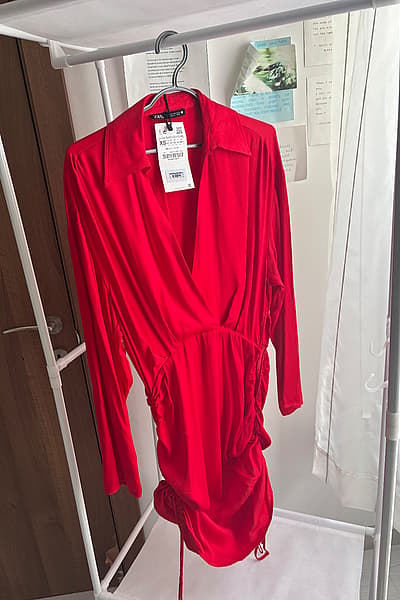 Red Ruched Mini Dress by Zara — pre-loved on Thrifted.mt