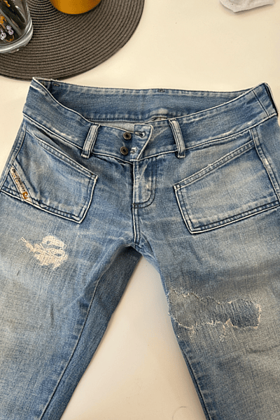 Diesel Distressed Light Wash Jeans Y2K by Diesel — pre-loved on Thrifted.mt