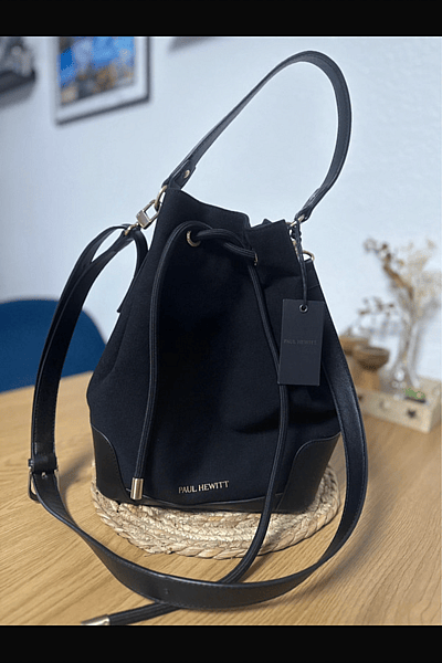 Paul Hewitt Black Bucket Bag by Paul Hewitt — pre-loved on Thrifted.mt