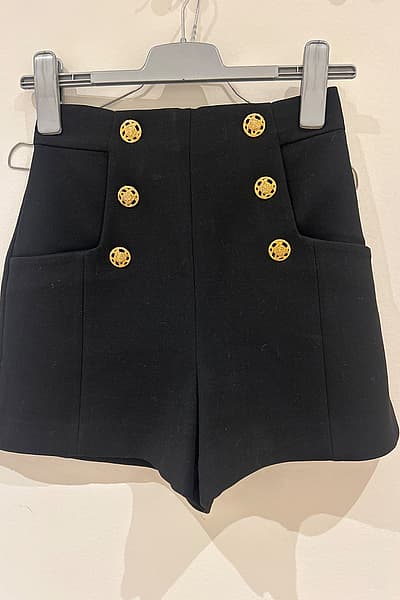Zara Black high-waisted gold-button shorts by Zara — pre-loved on Thrifted.mt