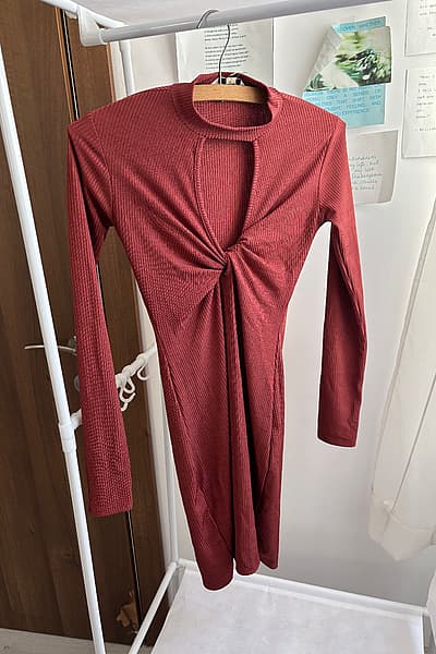 Ribbed Cutout Midi Dress by Miss Selfridge — pre-loved on Thrifted.mt