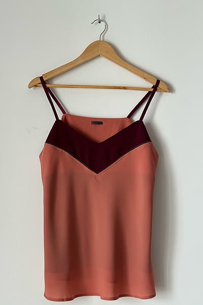 Sienna Peach V-Neck Camisole by Sienna — pre-loved on Thrifted.mt