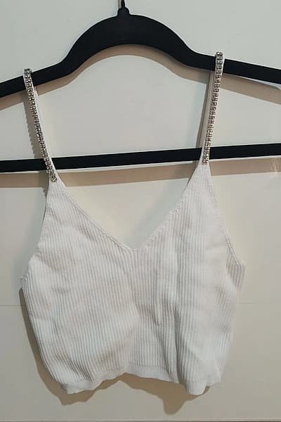 White Rhinestone Strap Ribbed Crop Top by Bershka — pre-loved on Thrifted.mt