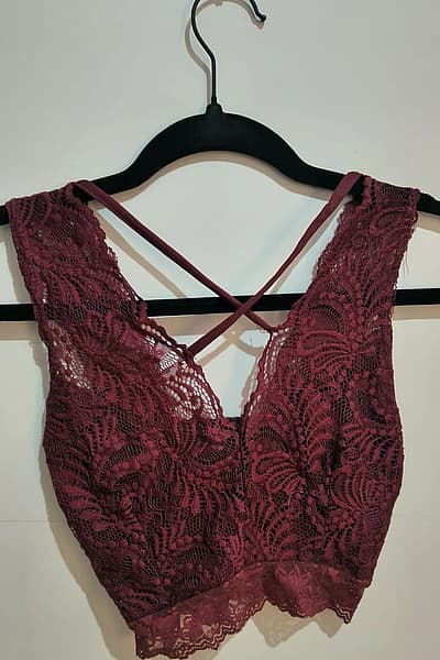 Burgundy Lace Bralette Crop Top by PrettyLittleThing — pre-loved on Thrifted.mt