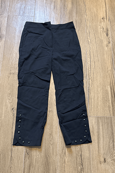 Black Cropped Trousers with Detailing by Sports Max — pre-loved on Thrifted.mt