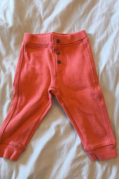 Sfera Ribbed Baby Leggings by Sfera — pre-loved on Thrifted.mt