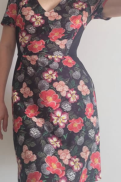 Floral Pattern Short Sleeve Dress — pre-loved on Thrifted.mt