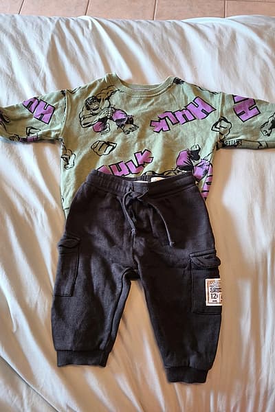 Completo per neonato Marvel Hulk by Lefties — pre-loved on Thrifted.mt