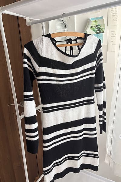 Black and white striped dress — pre-loved on Thrifted.mt