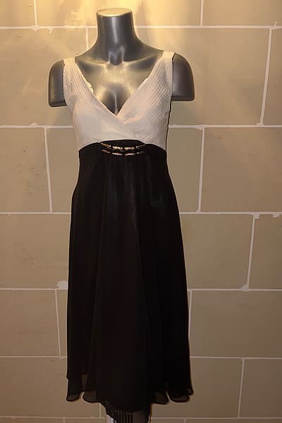 Black & White Formal Dress EU44 XL by Pozda&Poz — pre-loved on Thrifted.mt