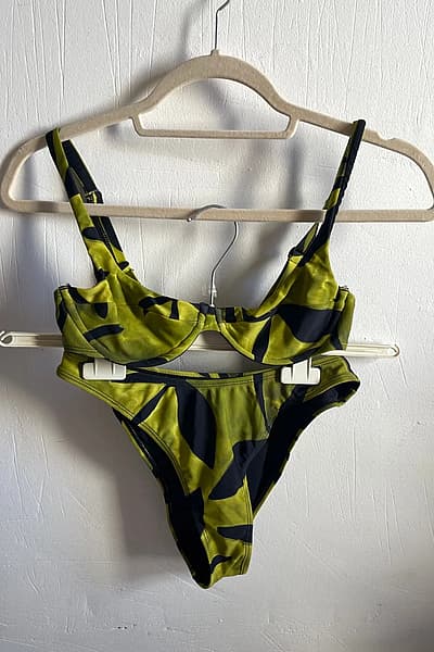 Abstract Print Bikini Set — pre-loved on Thrifted.mt