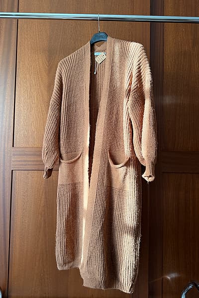 Candida Brown Knit Cardigan — pre-loved on Thrifted.mt