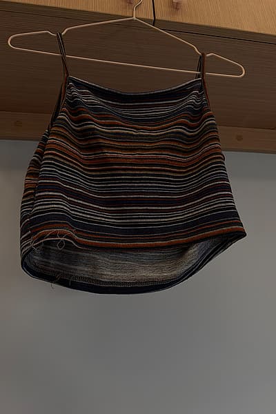 Striped cami crop top — pre-loved on Thrifted.mt