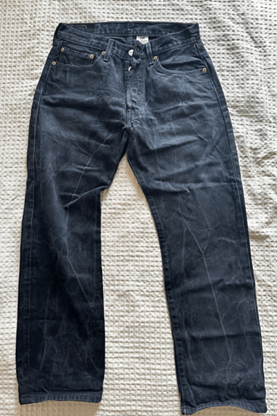 Levi’s jeans — pre-loved on Thrifted.mt