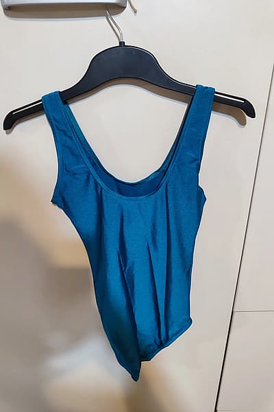 Teal jazz leotard — pre-loved on Thrifted.mt