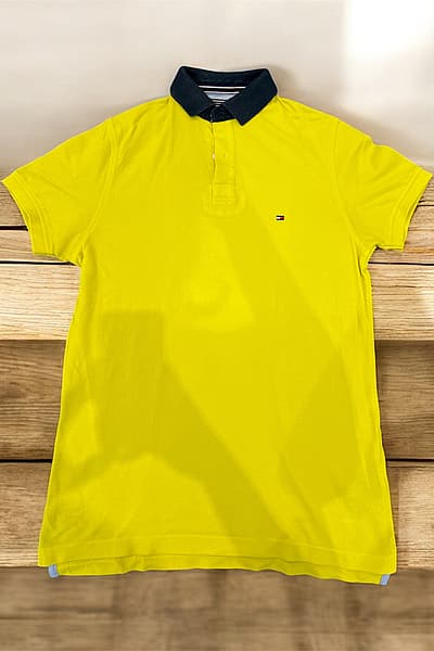 Tommy polo shirt by Tommy  — pre-loved on Thrifted.mt