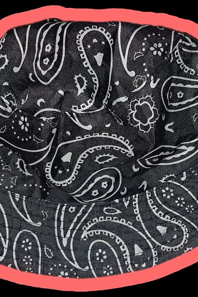 Black Paisley Print Bucket Hat — pre-loved on Thrifted.mt