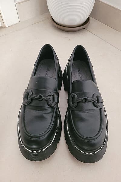 Claudia Donatelli loafers with suede soles by Claudia Donatelli — pre-loved on Thrifted.mt
