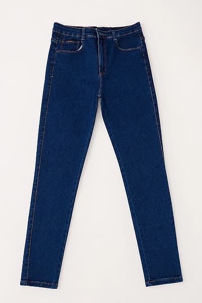 Dark Blue Skinny Jeans — pre-loved on Thrifted.mt