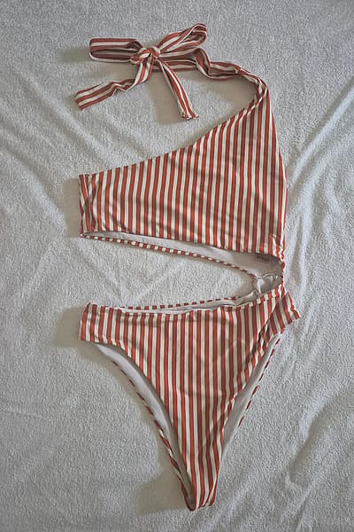 Striped One Shoulder Swimsuit by SHEIN — pre-loved on Thrifted.mt