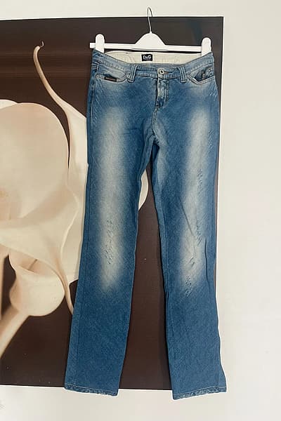 Dolce & Gabbana Straight Leg Distressed Blue Jeans by D&G — pre-loved on Thrifted.mt