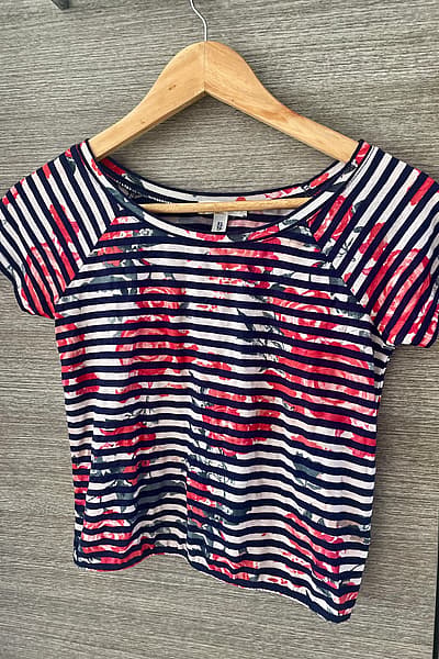 Aeropostale Striped Floral T‑Shirt by Aeropostale — pre-loved on Thrifted.mt