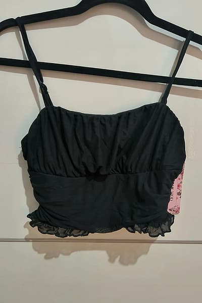 Black Ruched Mesh Crop Top by Shein — pre-loved on Thrifted.mt