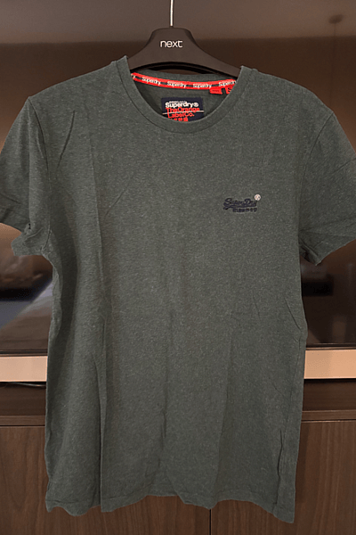 Superdry Green Crew Neck T-shirt by Superdry — pre-loved on Thrifted.mt