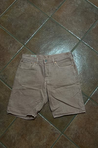 Levi's 501 Pink Denim Shorts by Levi's — pre-loved on Thrifted.mt