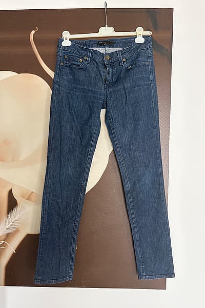 Marc by Marc Jacobs Jeans by Marc by Marc Jacobs — pre-loved on Thrifted.mt