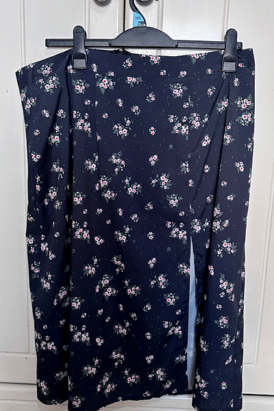 Navy Floral Midi Skirt by Shein — pre-loved on Thrifted.mt