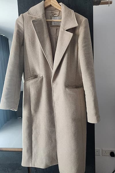 Beige Guess Long Tailored Coat by Guess — pre-loved on Thrifted.mt