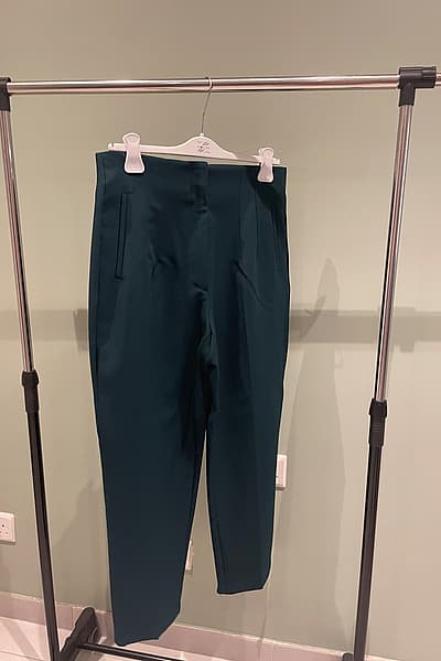 Dark green tailored high-waisted trousers by Zara — pre-loved on Thrifted.mt