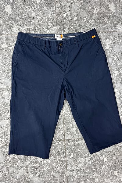 TIMBERLAND Navy chino shorts by Timberland — pre-loved on Thrifted.mt