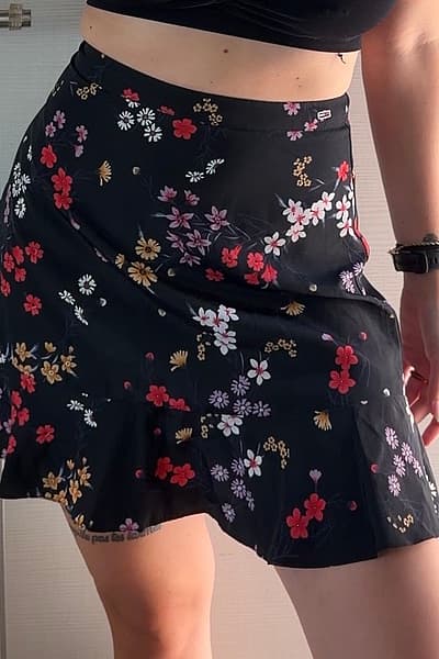 Tommy Jeans Floral Skirt by Tommy Jeans — pre-loved on Thrifted.mt