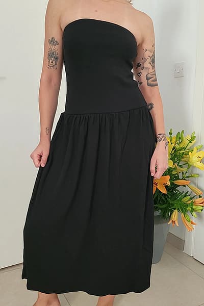 Maxi black cotton dress by M&S — pre-loved on Thrifted.mt