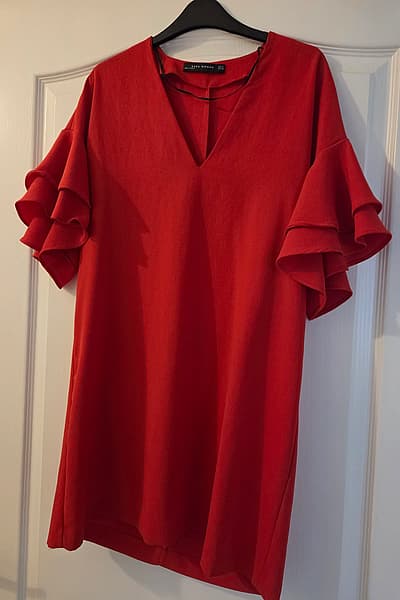 Red Tiered Sleeve Mini Dress by ZARA WOMAN — pre-loved on Thrifted.mt