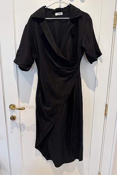 Sandro Black Wrap Linen Blend Dress by Sandro — pre-loved on Thrifted.mt