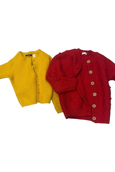 Jerséis para niñas — pre-loved on Thrifted.mt