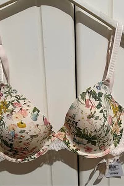 Next Floral Lace Underwired Bra by Next — pre-loved on Thrifted.mt