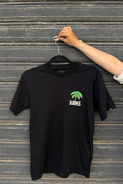 Vans Off The Wall Graphic T-Shirt by Vans — pre-loved on Thrifted.mt